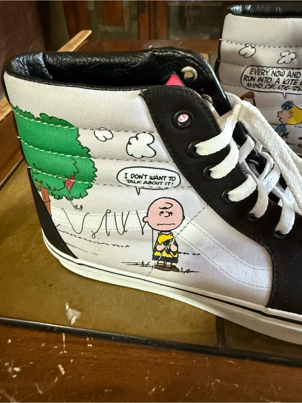 Vans x Peanuts Sk8-Hi Reissue Charlie Kite Men's Size 10.5 High Top Sneakers